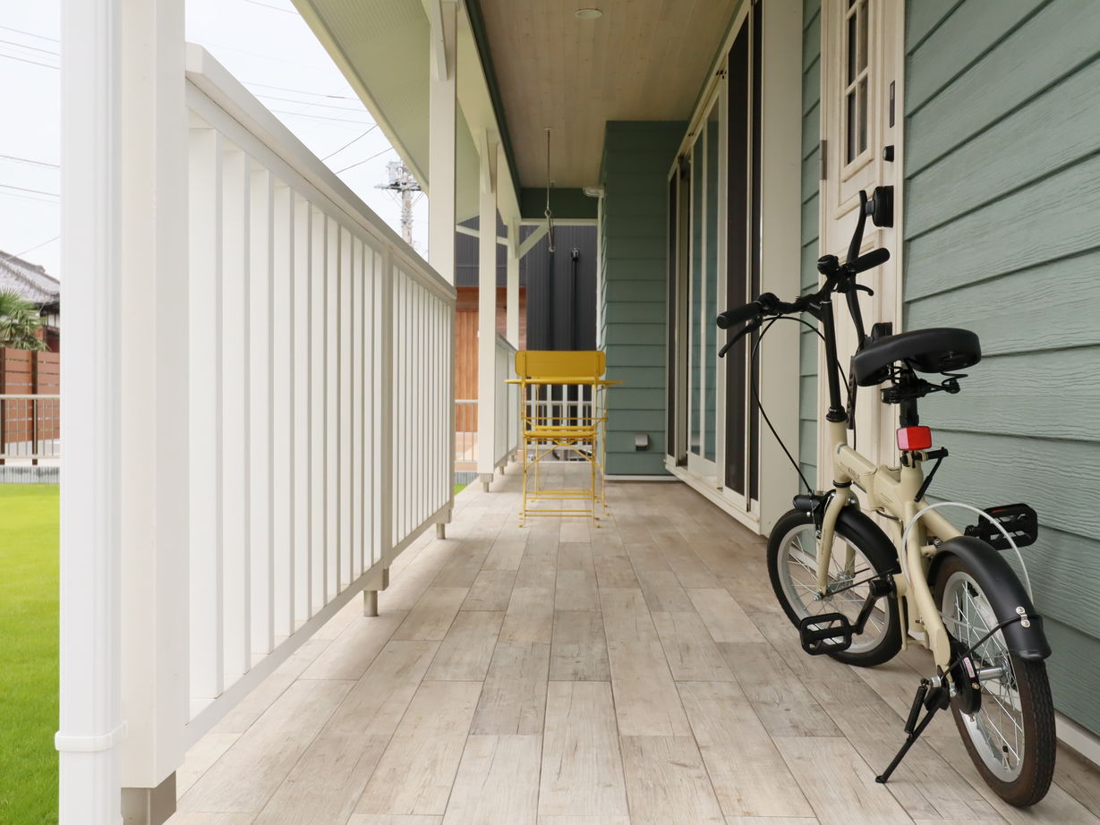 オークヴィルホームズ 【栃木市/3LDK/32.40坪/収納充実】海を感じるSurfers Style　ホワイト×ティファニーブルー調の内装カラーの建築実例画像3