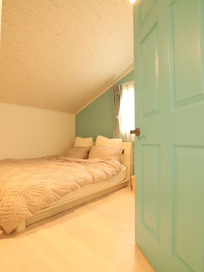 オークヴィルホームズ 【栃木市/3LDK/32.40坪/収納充実】海を感じるSurfers Style　ホワイト×ティファニーブルー調の内装カラーの建築実例画像9