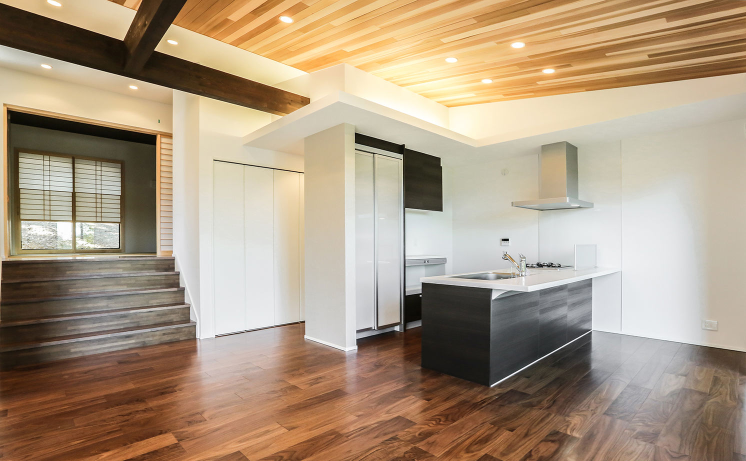 AREX/アーレックス 【1000万円/平屋/絶景リゾート/30坪台/間取り図】ウッドデッキ・薪ストーブ・露天風呂のあるこだわりの平屋の建築実例画像6