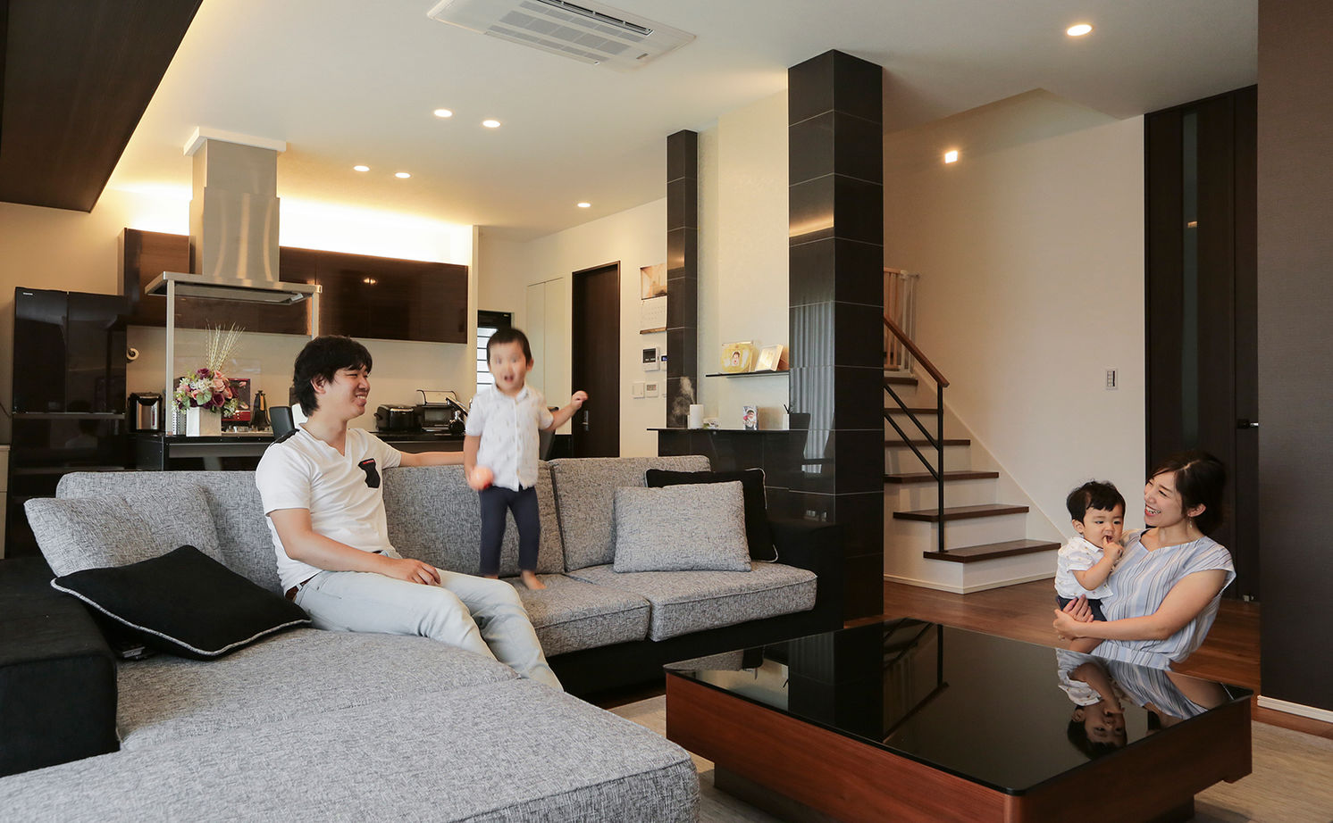 AREX/アーレックス 【愛知県/寄棟屋根xモダン/間取り図】広さと住み心地にこだわった家事楽の和モダンな邸宅/駐車場付の建築実例画像15