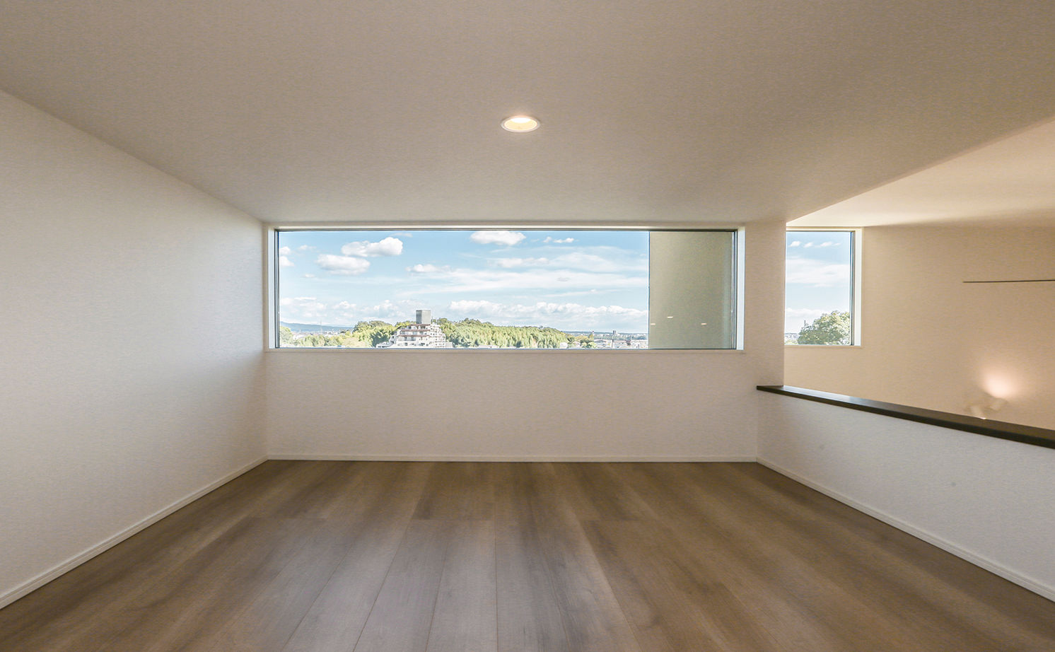 AREX/アーレックス 【1000万円台/平屋/4LDK/間取り図】傾斜地の特性も活かし、自然に囲まれて暮らすスキップフロアのある平屋の建築実例画像3