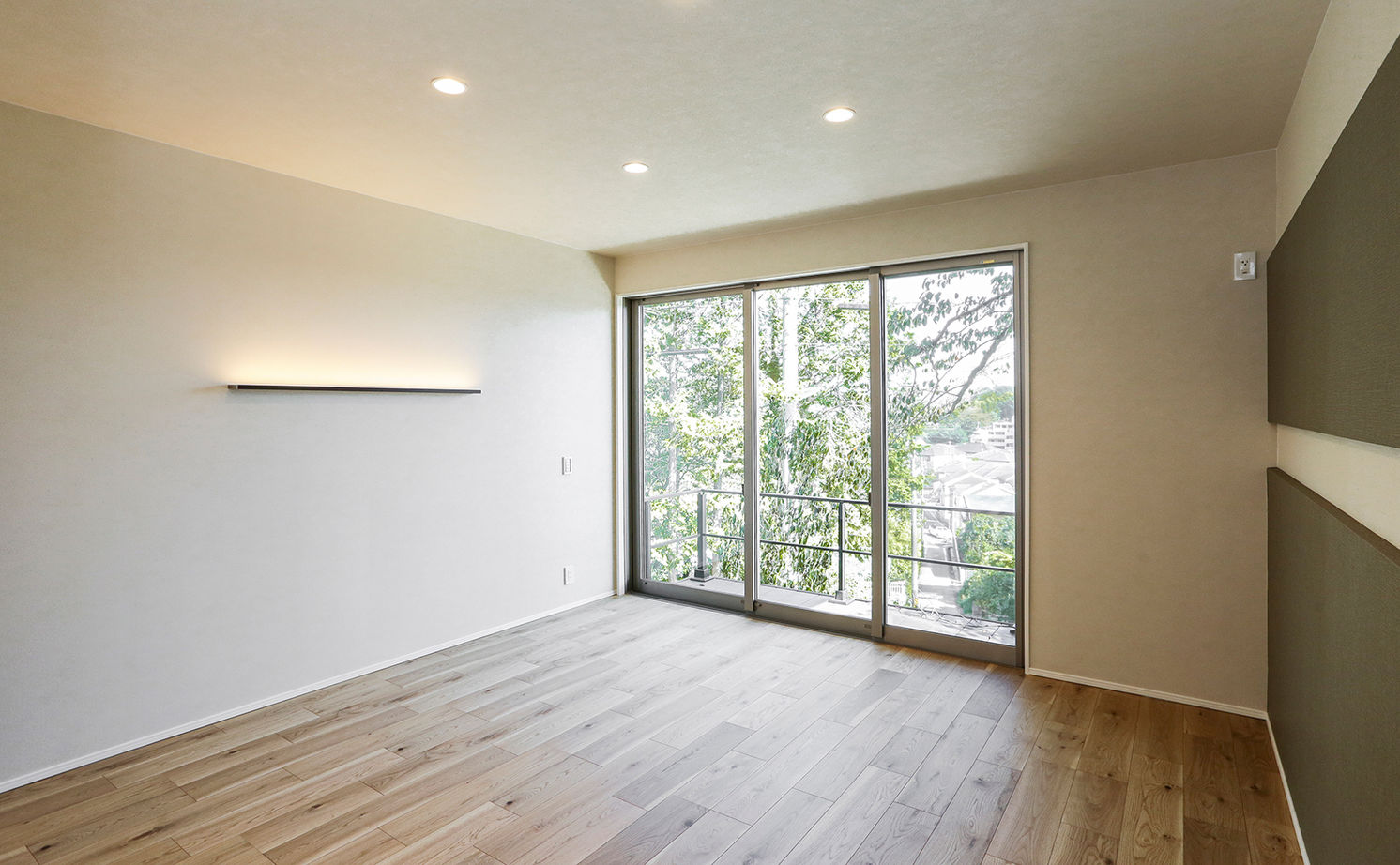 AREX/アーレックス 【1000万円台/平屋/4LDK/間取り図】傾斜地の特性も活かし、自然に囲まれて暮らすスキップフロアのある平屋の建築実例画像9