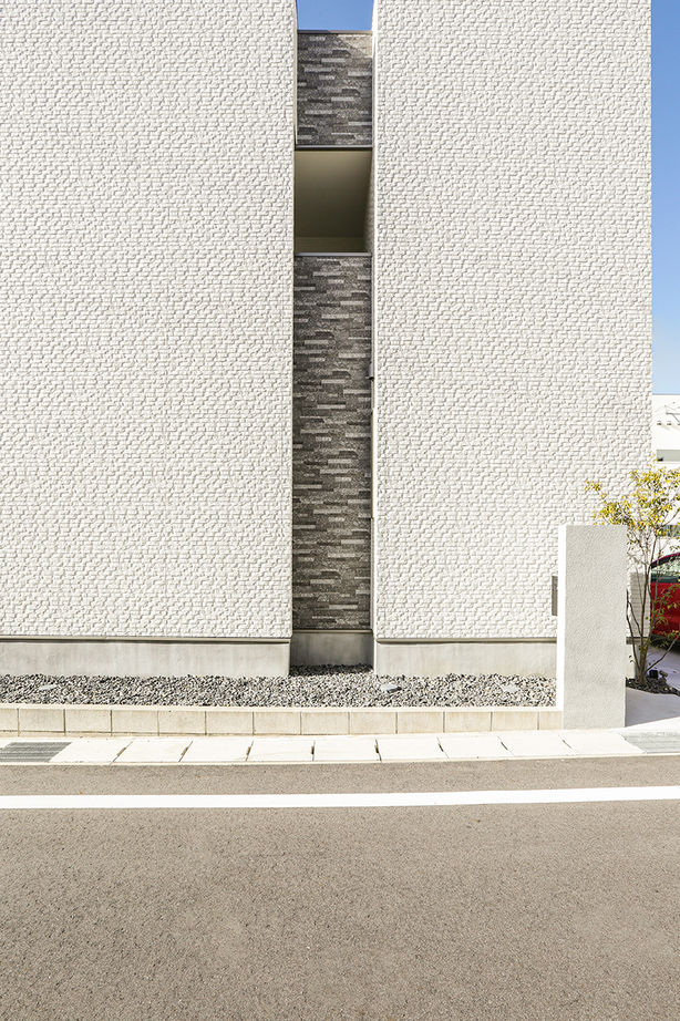 AREX/アーレックス 【3000万円台/中庭テラス×コの字】全方向から美しい外観デザイン。光と緑を感じる白亜のコートハウスの建築実例画像10