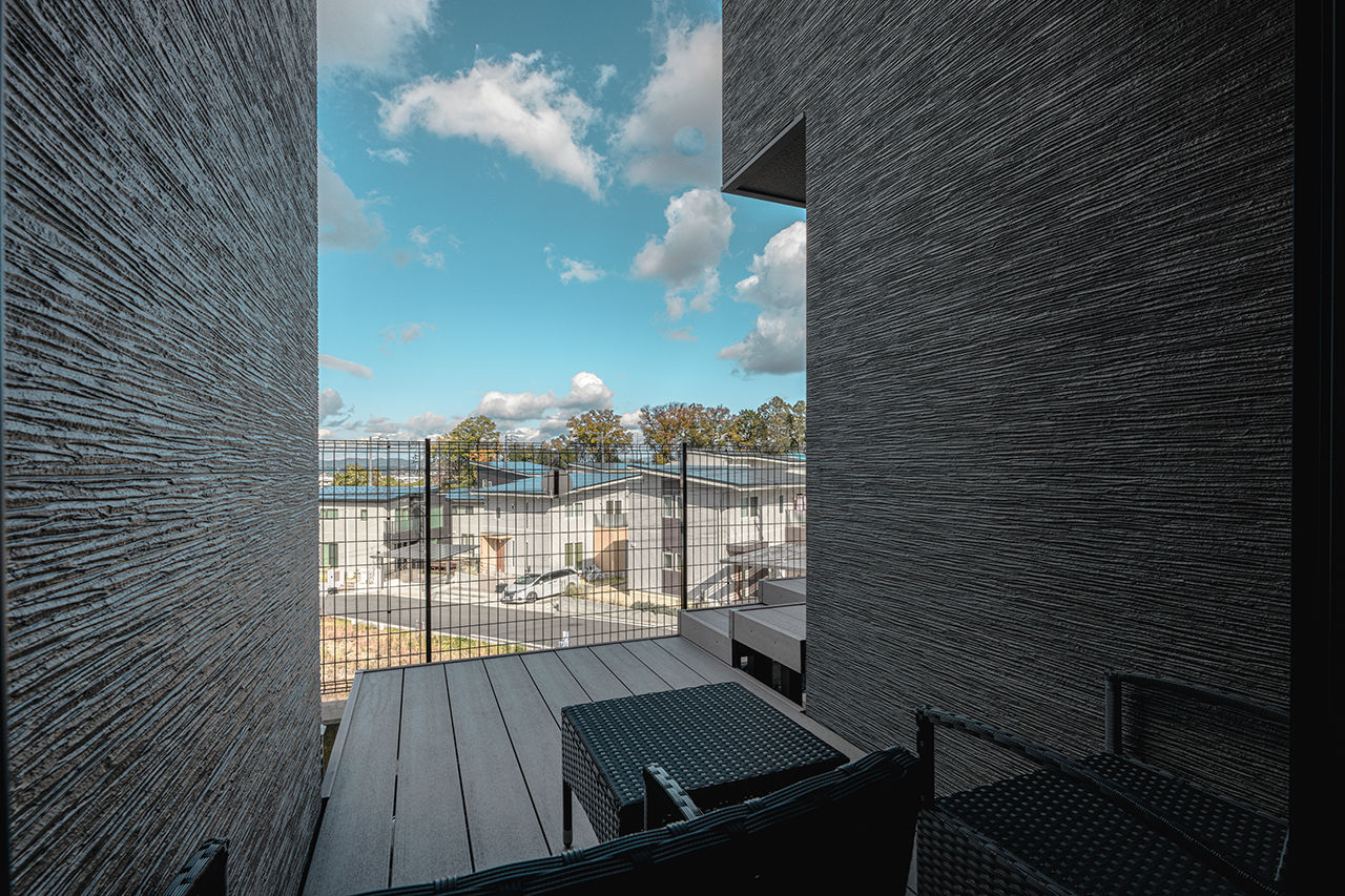 AREX/アーレックス 【2000万円台/高台×ピットリビング】南北に抜ける大空間リビング。外の景色を借景にした眺めを愉しむ家の建築実例画像3