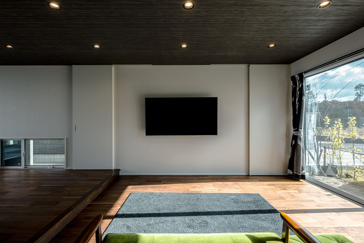 AREX/アーレックス 【2000万円台/高台×ピットリビング】南北に抜ける大空間リビング。外の景色を借景にした眺めを愉しむ家の建築実例画像4