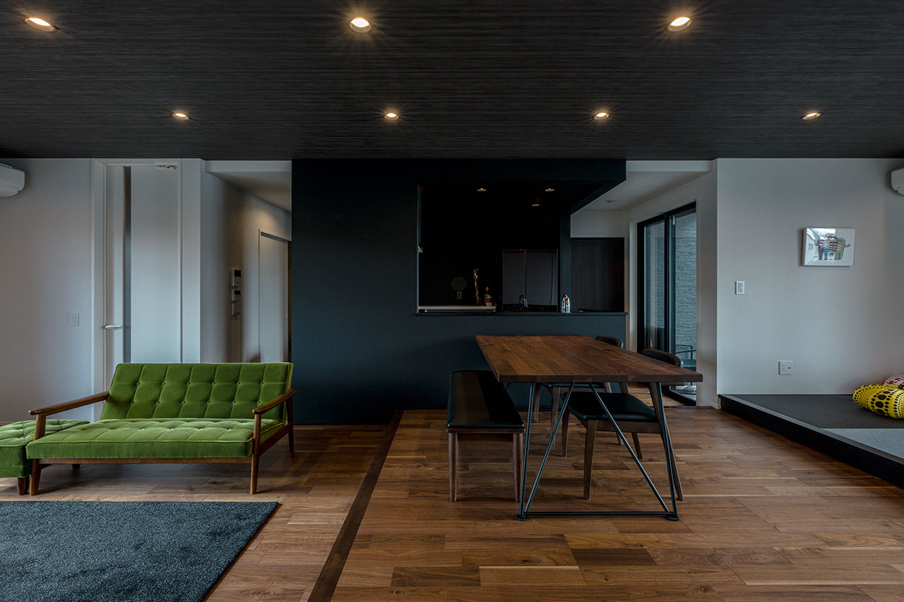 AREX/アーレックス 【2000万円台/高台×ピットリビング】南北に抜ける大空間リビング。外の景色を借景にした眺めを愉しむ家の建築実例画像5