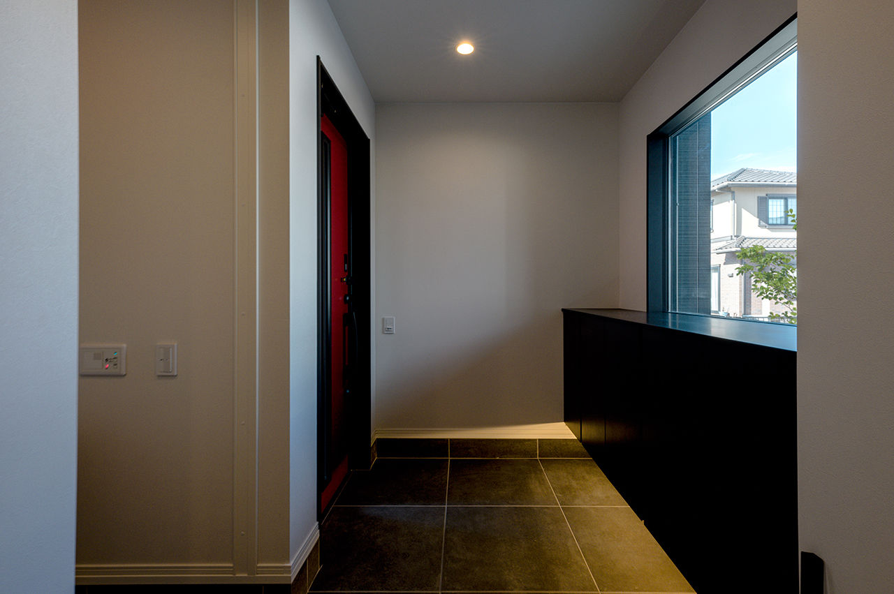 AREX/アーレックス 【ガレージハウス×3000万円台】2カ所にガレージを設けたアーバンスタイルの外観。2階リビングの2.5階建ての建築実例画像6