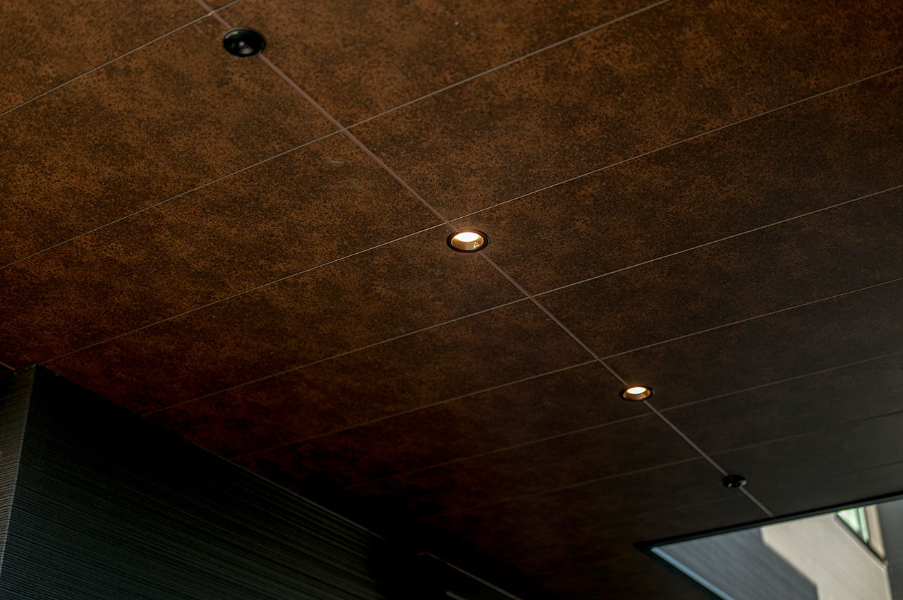 AREX/アーレックス 【ガレージハウス×3000万円台】2カ所にガレージを設けたアーバンスタイルの外観。2階リビングの2.5階建ての建築実例画像10