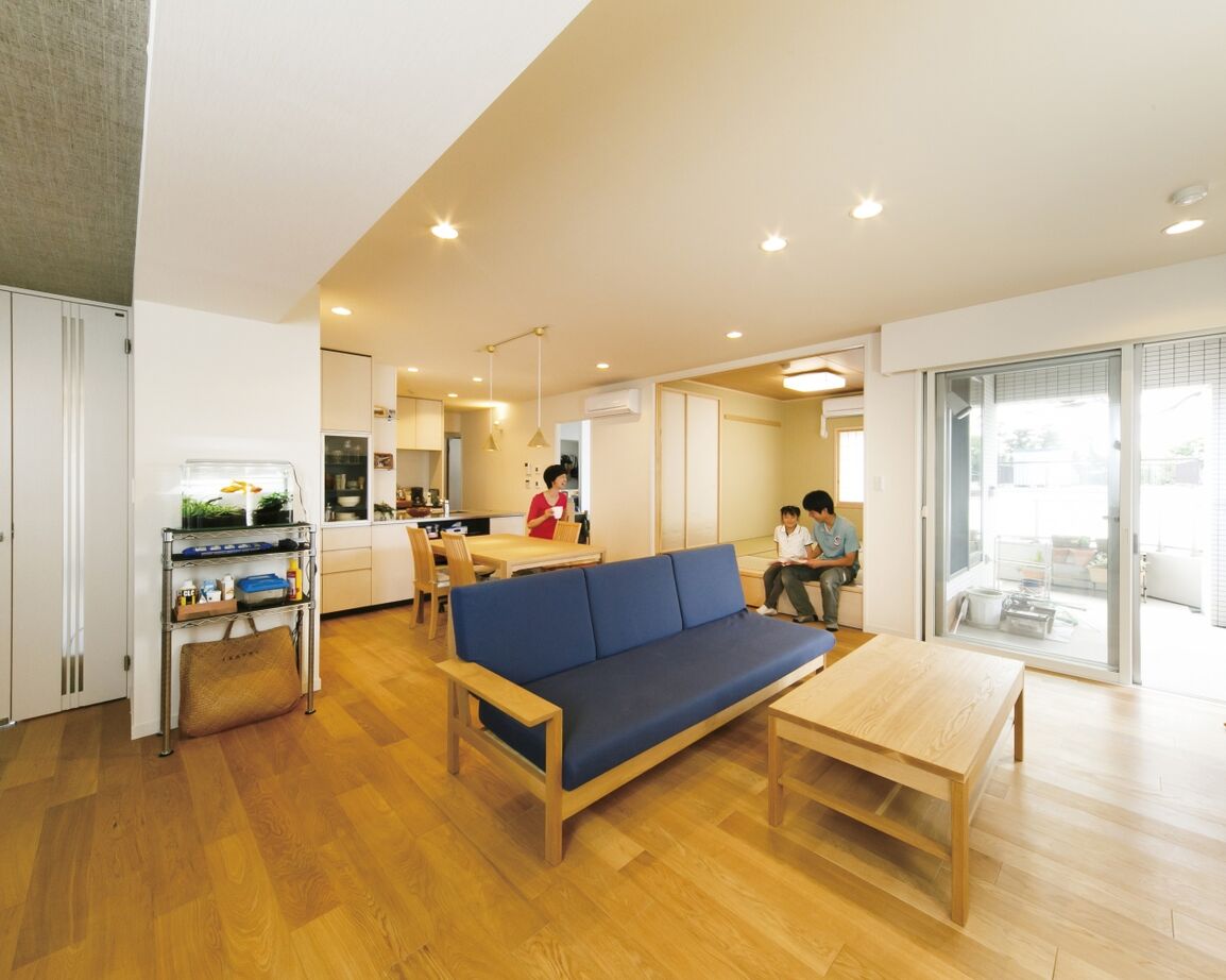 朝日建設｜賃貸併用 【賃貸併用/RC造/高気密・高断熱/高耐久】老朽化した賃貸住宅2棟を二世帯が暮らす賃貸併用住宅に建て替え の建築実例画像2