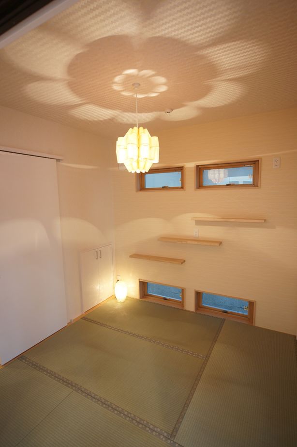 アコルデ 【海老名市｜34坪台｜2500～2999万円】デザインと使い勝手を両立させたビルトインガレージの家の建築実例画像6