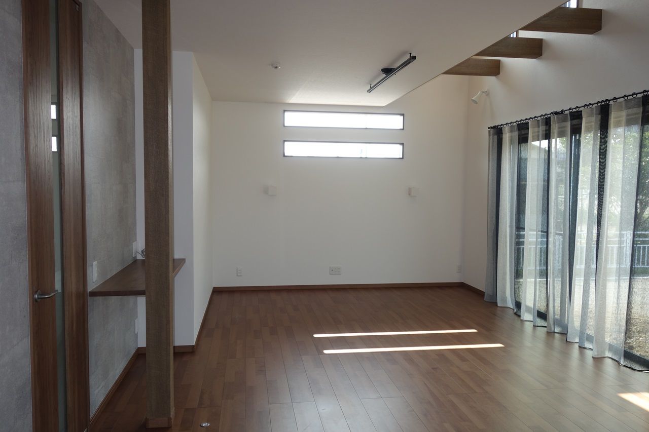 アコルデ 【平塚市｜36坪台｜3000～3499万円】心地よい光と風を取り込む、吹抜けリビングの住まいの建築実例画像6