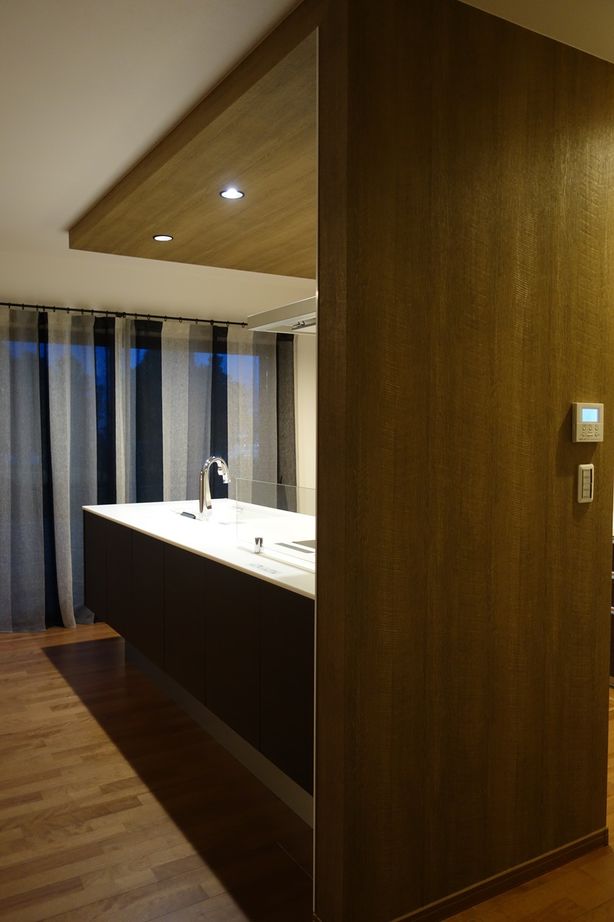 アコルデ 【平塚市｜36坪台｜3000～3499万円】心地よい光と風を取り込む、吹抜けリビングの住まいの建築実例画像9