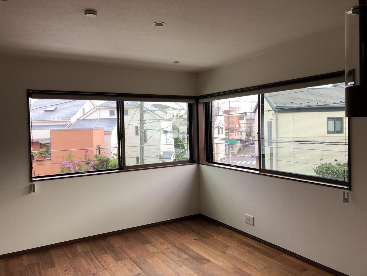 アコルデ 【茅ヶ崎市｜46坪台｜3500～3999万円】ビルトインガレージと屋上を備えた、趣味を満喫できる住まいの建築実例画像3