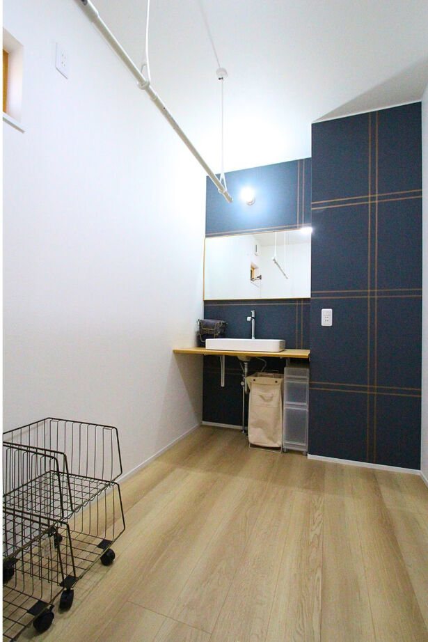 KITPLUS 【スキップフロア＋吹抜け】2階建てのプライベート感のいいとこどりのB-CRAFTの建築実例画像9