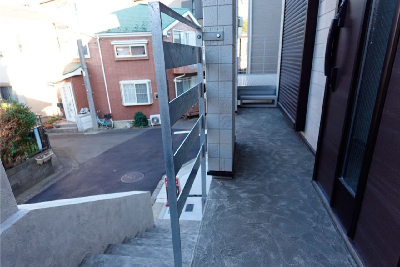 おいしいおうち 【2500万円/高低差ある土地/間取り有】約25坪の敷地を有効活用。外との繋がりも楽しめる開放感ある3階建ての建築実例画像10