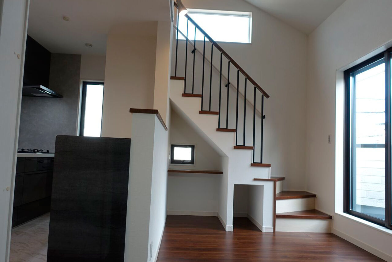 おいしいおうち 【2550万円/二世帯住宅/33坪/間取り有】時をつないでいく桧の家。二世帯が心地よい距離感で暮らすプランの建築実例画像2