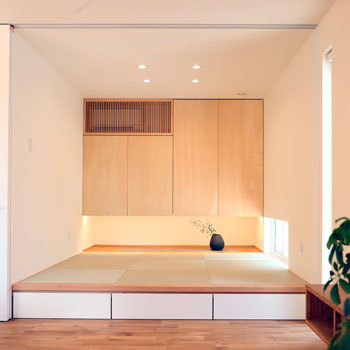 グランハウス 一級建築士事務所 【1000万円台/30坪台/4LDK/間取り図】ナチュラルな木の空間×黒。造作収納や家事動線に感激のカッコいい家の建築実例画像4