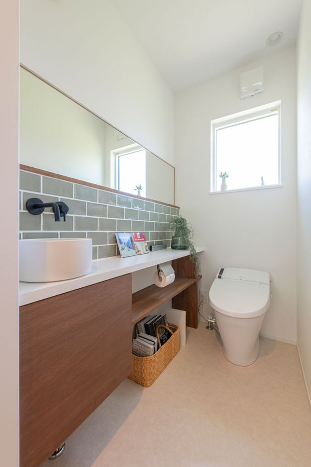 グランハウス 一級建築士事務所 【2000万円台/平屋/4LDK/間取り図】バイクガレージ・ロフトの２つの秘密基地と庭にBBQテラスのある平屋の建築実例画像12