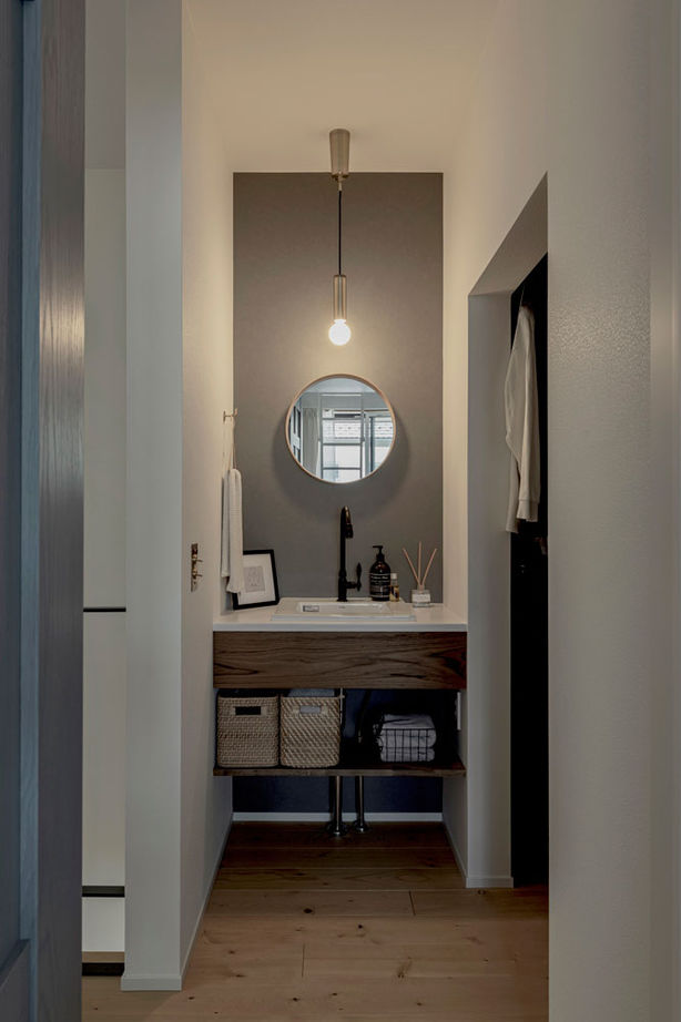 グランハウス 一級建築士事務所 【2000万円台/中庭/ビルトインガレージ/間取り図】和モダンの外観の中は隠れ家美術館の様にシンプルな家の建築実例画像14