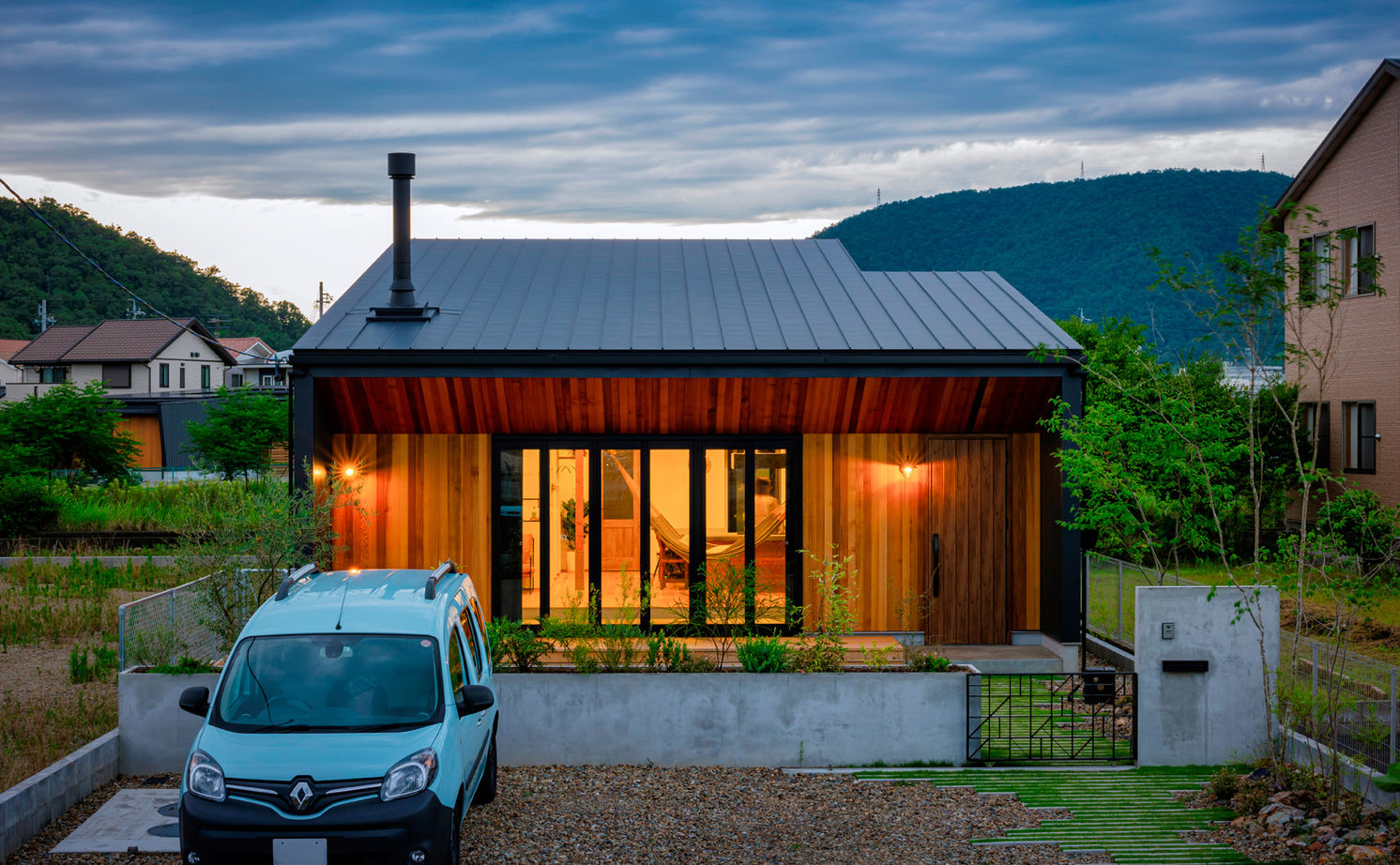 グランハウス 一級建築士事務所 【2000万円台×平屋×薪ストーブ×コの字キッチン/間取り図有】コテージのように自然を感じるコの字の平屋の建築実例画像10