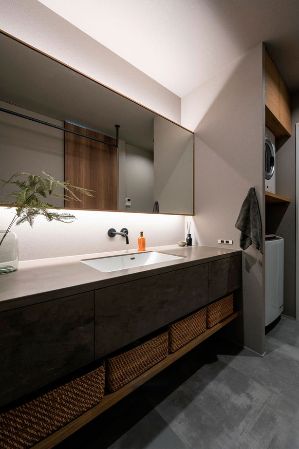 グランハウス 一級建築士事務所 【2000万円台/平屋/30坪/3LDK/中庭/間取り図】まるで海外の邸宅さながら。天然石とヘリンボーンが彩る平屋の建築実例画像7