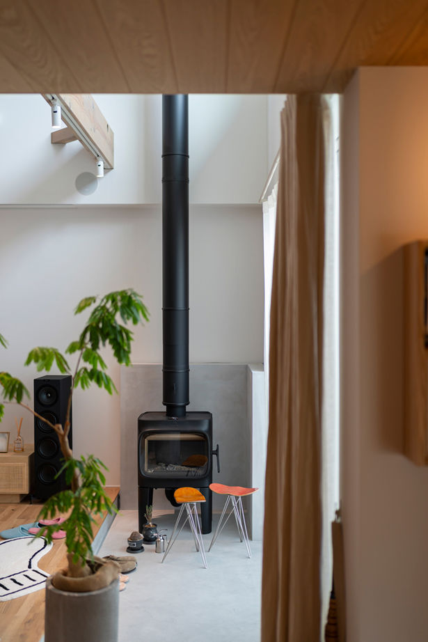 グランハウス 一級建築士事務所 【ビルトインガレージ/駐車2台可/間取り図】薪ストーブ、作業室…憧れを全部叶え、設計力で矛盾をクリアの建築実例画像5