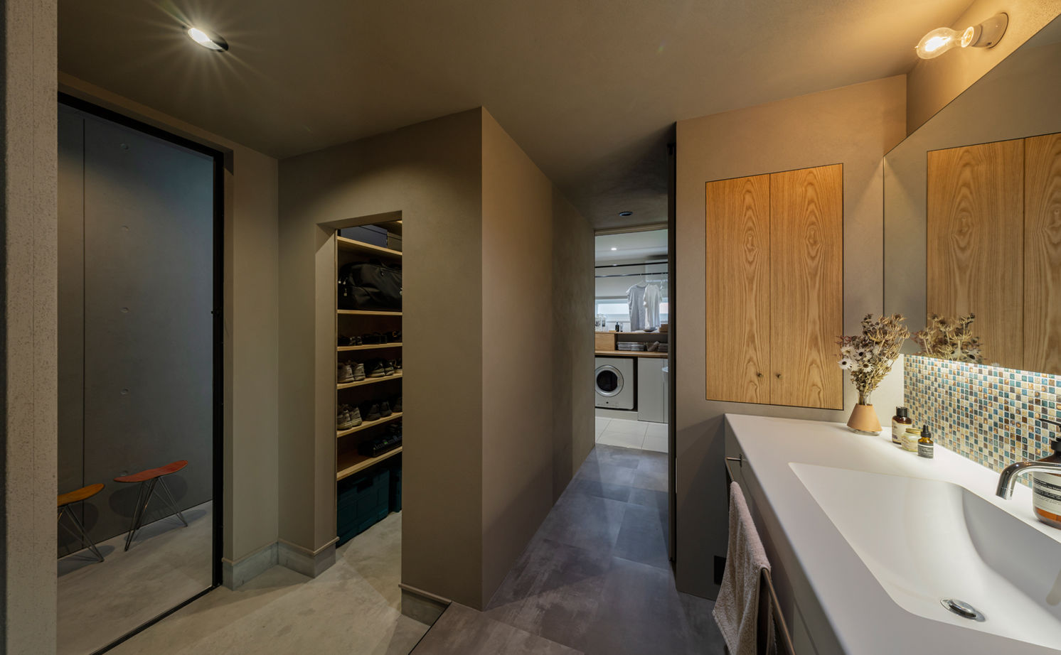 グランハウス 一級建築士事務所 【ビルトインガレージ/駐車2台可/間取り図】薪ストーブ、作業室…憧れを全部叶え、設計力で矛盾をクリアの建築実例画像8