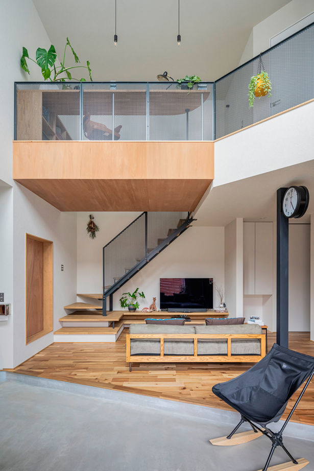 グランハウス 一級建築士事務所 【2000万円台/30坪台/間取り図】土間を庭代わりにして街中でのびのび。遊び心で、どこを見てもかっこよくの建築実例画像3