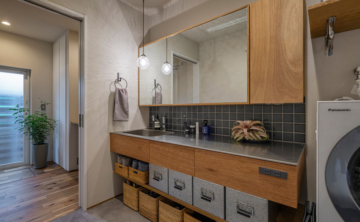 グランハウス 一級建築士事務所 【2000万円台/30坪台/間取り図】土間を庭代わりにして街中でのびのび。遊び心で、どこを見てもかっこよくの建築実例画像7