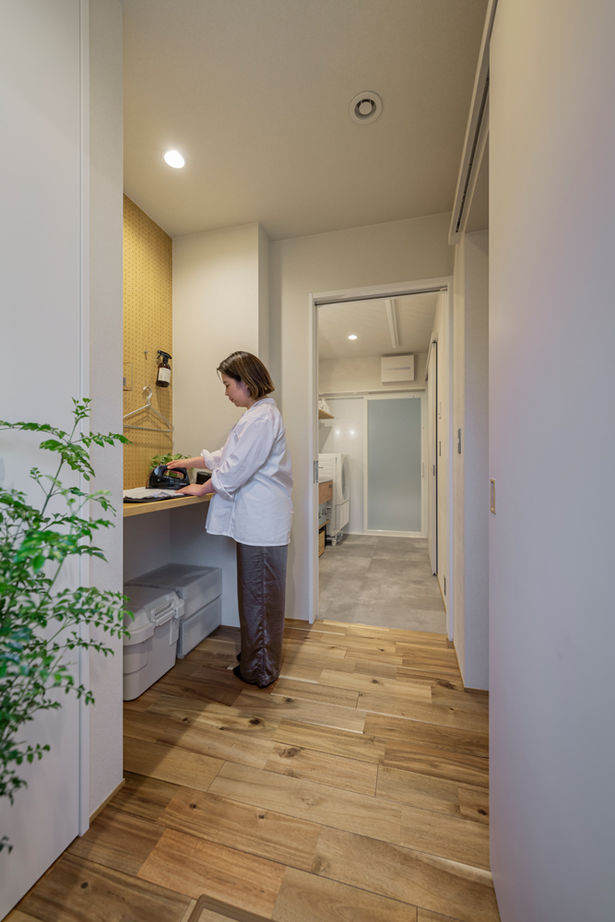 グランハウス 一級建築士事務所 【2000万円台/30坪台/間取り図】土間を庭代わりにして街中でのびのび。遊び心で、どこを見てもかっこよくの建築実例画像8