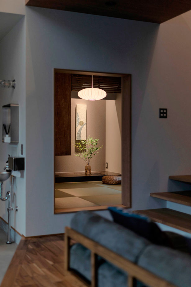 グランハウス 一級建築士事務所 【2000万円台/30坪台/間取り図】土間を庭代わりにして街中でのびのび。遊び心で、どこを見てもかっこよくの建築実例画像12