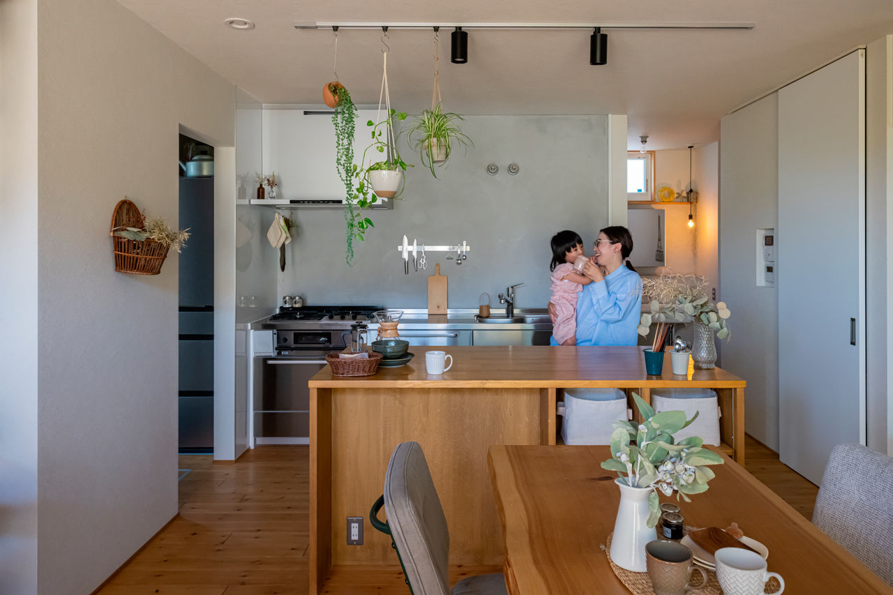 グランハウス 一級建築士事務所 【2000万円台/薪ストーブ/30坪台/3LDK/間取り図】2階の天井高に秘密有！ラフでかっこいいコテージの様な家の建築実例画像4