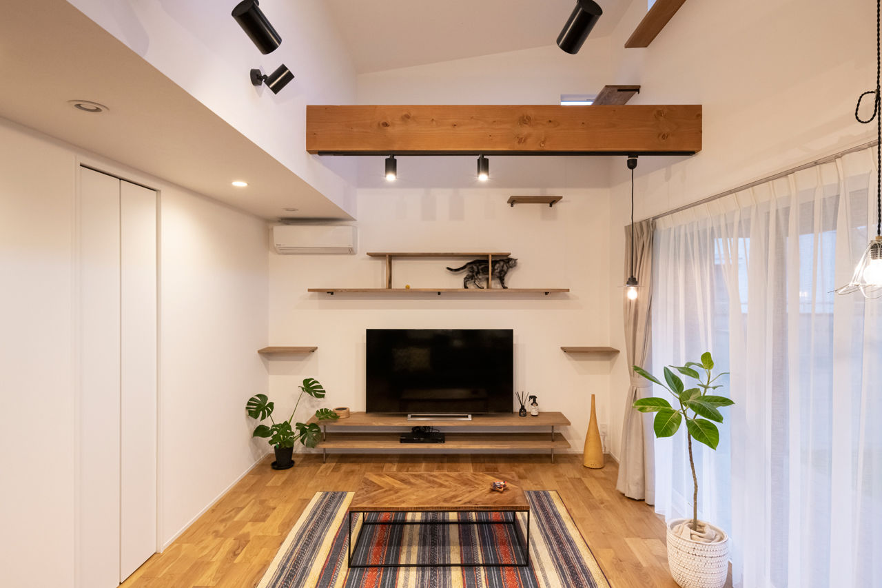 グランハウス 一級建築士事務所 【1000万円台/平屋/20坪台・コンパクト/2LDK/間取り図】愛猫が寛ぐナチュラル＆黒ガルバのかっこいい平屋の建築実例画像7