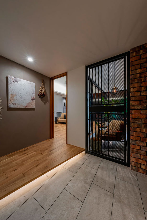 グランハウス 一級建築士事務所 【2000万円台/平屋住宅/間取り図】動線と素材感に感服！ドッグランとインナーテラス付の平屋ガレージハウスの建築実例画像10