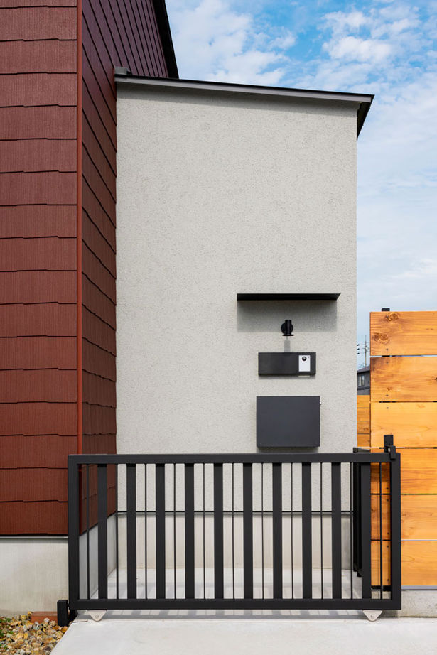 グランハウス 一級建築士事務所 【2000万円台/平屋住宅/間取り図】動線と素材感に感服！ドッグランとインナーテラス付の平屋ガレージハウスの建築実例画像19