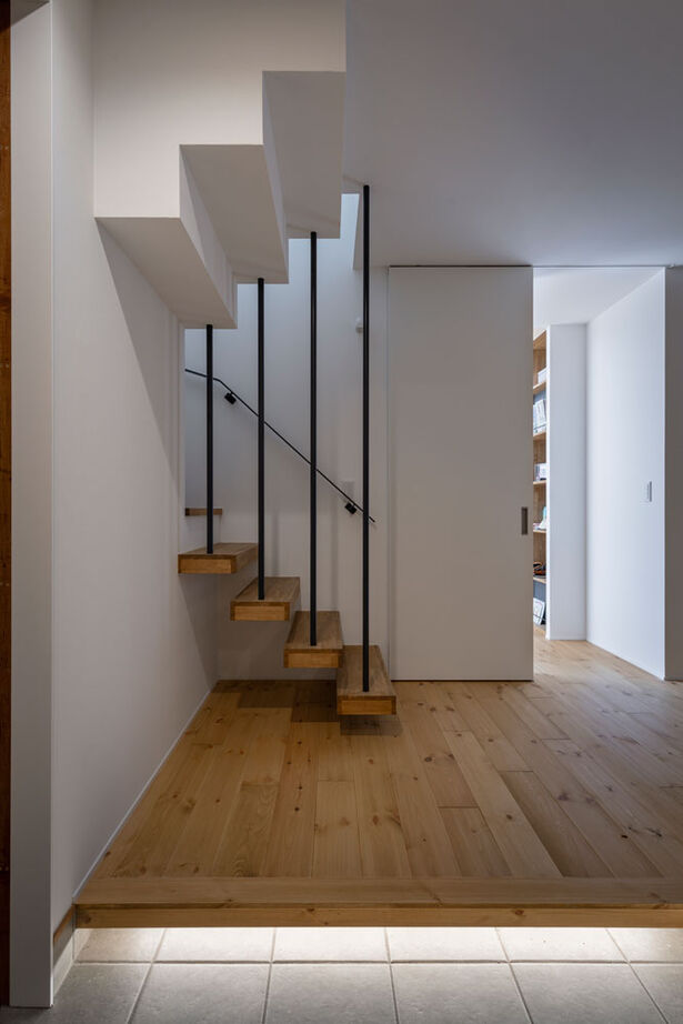 グランハウス 一級建築士事務所 【2000万円台/3LDK/間取り図/注文住宅】わが家の2階をオフィスに。吹抜けでON/OFFが繋がる、働きやすい家の建築実例画像7