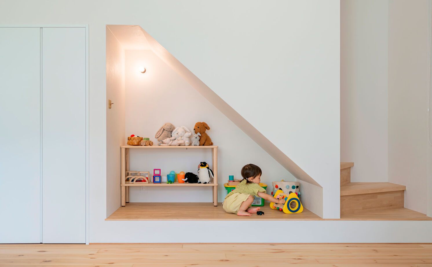 グランハウス 一級建築士事務所 【2000万円台/2階建て/3LDK/間取り図】キャンプのワクワク感を自宅でも楽しむ！土間のあるガレージハウスの建築実例画像6