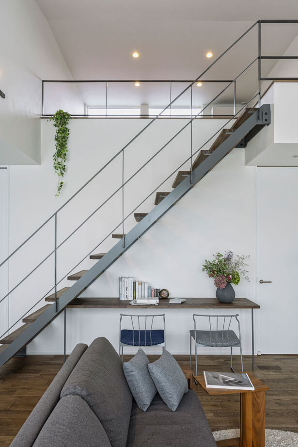 グランハウス 一級建築士事務所 【2000万円台/平屋/間取り図/注文住宅】グレイッシュカラーが映えるシックな平屋。ロフトと2つの庭で開放感の建築実例画像10