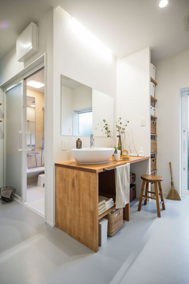 グランハウス 一級建築士事務所 【1000万円台/平屋/コの字/20坪台/間取り図】アンティーク家具が似合う平屋。和の坪庭を愛でて、旅の風情の建築実例画像7