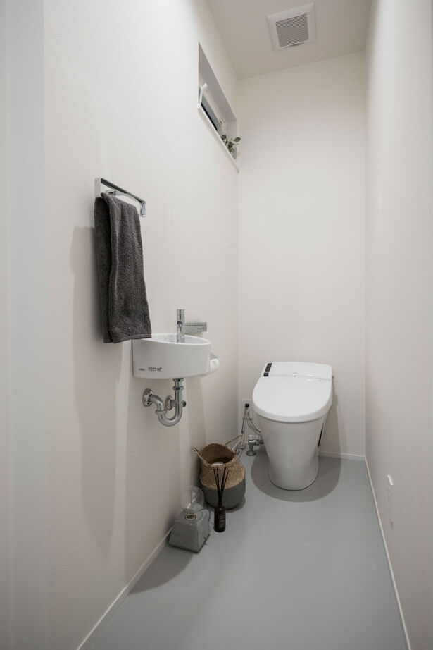 グランハウス 一級建築士事務所 【1000万円台/平屋/コの字/20坪台/間取り図】アンティーク家具が似合う平屋。和の坪庭を愛でて、旅の風情の建築実例画像8