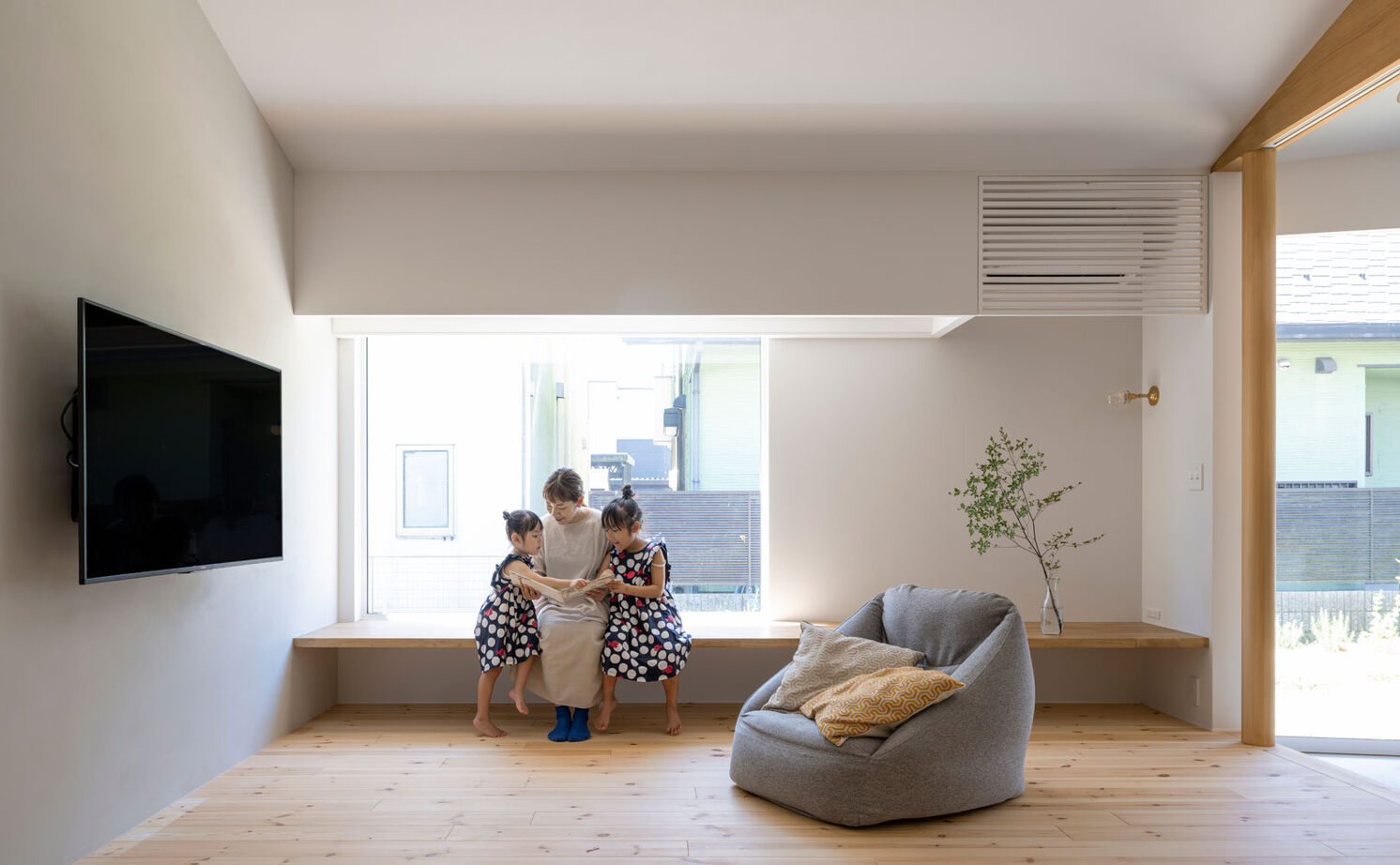 グランハウス 一級建築士事務所 【2000万円台/平屋/土間キッチン/30坪台/間取り図】芸術品を魅せる、ギャラリーカフェのような平屋の建築実例画像5