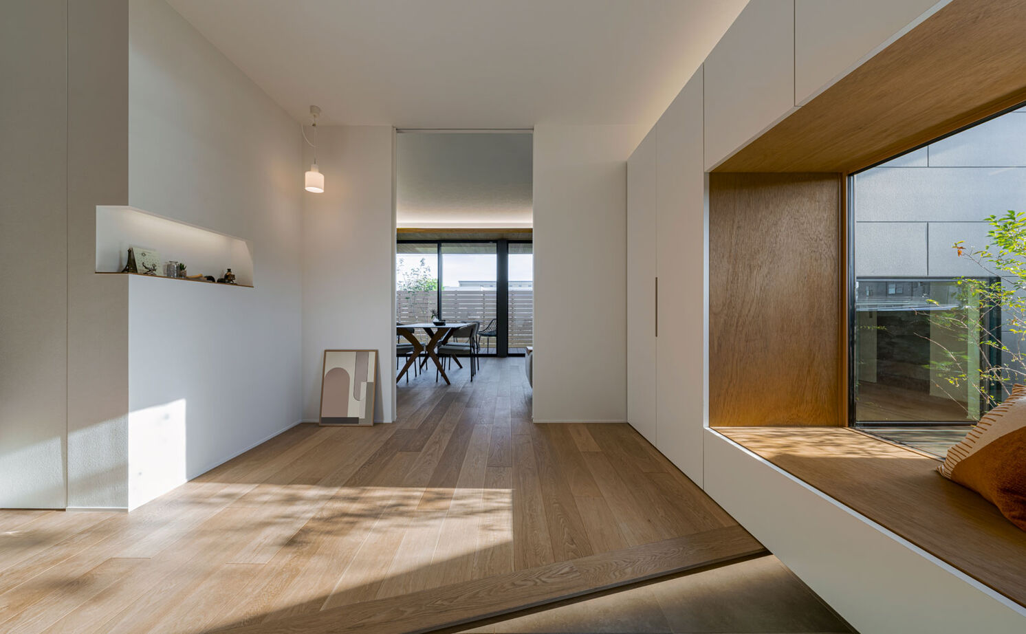 グランハウス 一級建築士事務所 【3000万円台/平屋/30坪台/間取り図】外との繋がりを生むオーセンティックな平屋。隠す収納で美しく暮らすの建築実例画像3