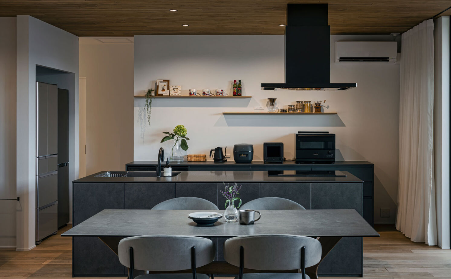 グランハウス 一級建築士事務所 【3000万円台/平屋/30坪台/間取り図】外との繋がりを生むオーセンティックな平屋。隠す収納で美しく暮らすの建築実例画像20