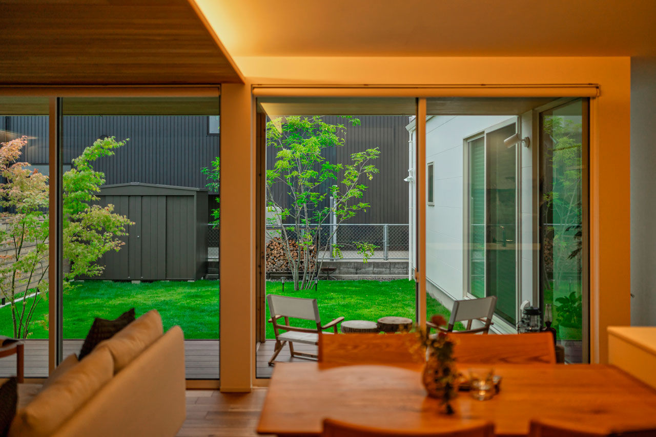 グランハウス 一級建築士事務所 【2000万円台/平屋/店舗併用住宅/間取り図】お店と自宅を賢く分けた凸型の平屋。中庭でアウトドア気分！の建築実例画像6