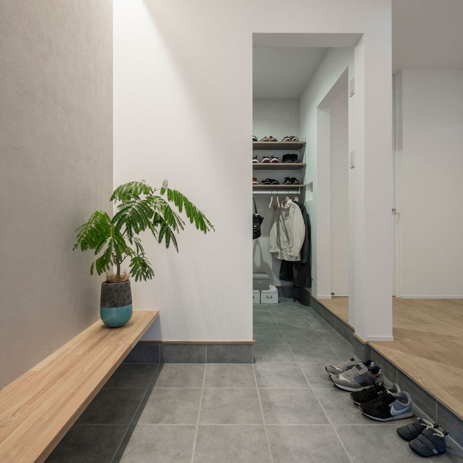 グランハウス 一級建築士事務所 【2000万円台/30坪台/間取り図】グレーの配色×造作のカッコよさ。写真より3倍お洒落と褒められました！の建築実例画像9