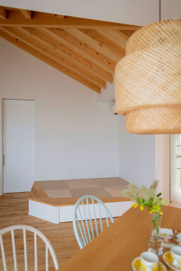 グランハウス 一級建築士事務所 【平屋/への字/北欧】大人のスカンジナビアンスタイルを満喫。への字を描く平屋は、家族の距離感が心地いいの建築実例画像5