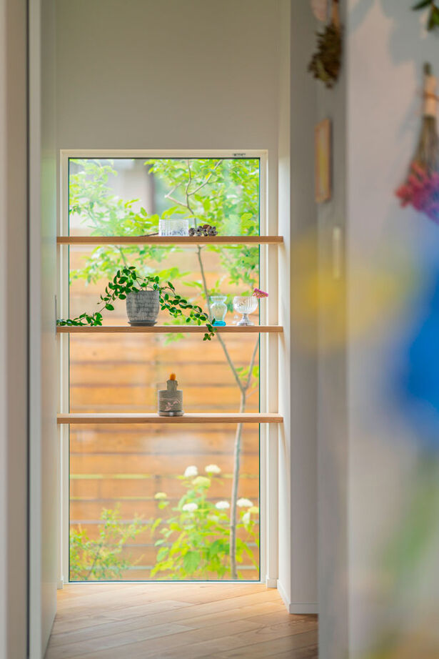 グランハウス 一級建築士事務所 【平屋/への字/北欧】大人のスカンジナビアンスタイルを満喫。への字を描く平屋は、家族の距離感が心地いいの建築実例画像6