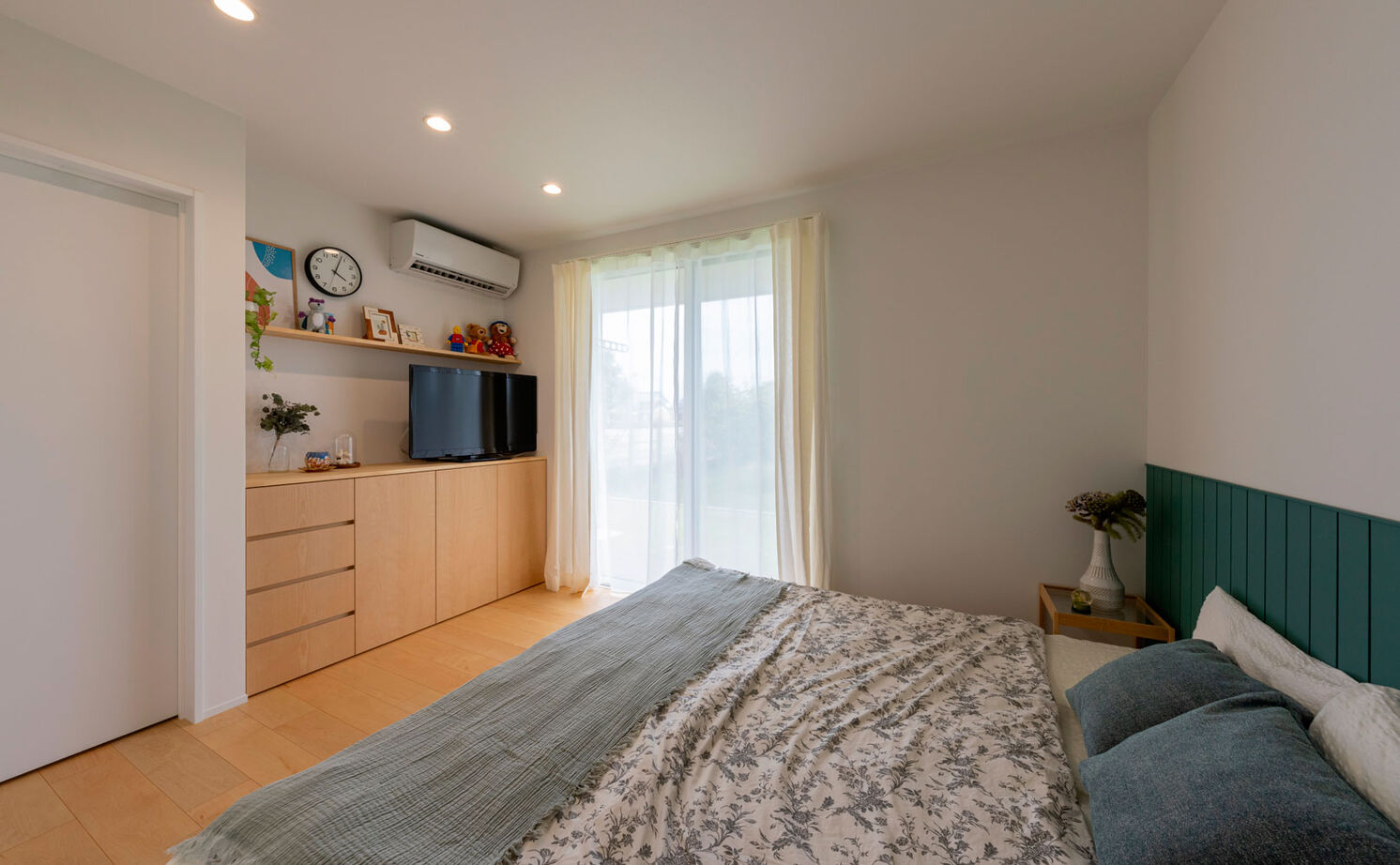 グランハウス 一級建築士事務所 【平屋/への字/北欧】大人のスカンジナビアンスタイルを満喫。への字を描く平屋は、家族の距離感が心地いいの建築実例画像15