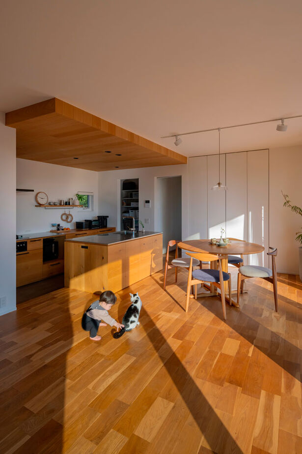 グランハウス 一級建築士事務所 【2000万円台/平屋/4LDK/間取り図】夕暮れに映える瓦屋根の平屋。和を醸すデザインと家事ラクを32坪に凝縮の建築実例画像8