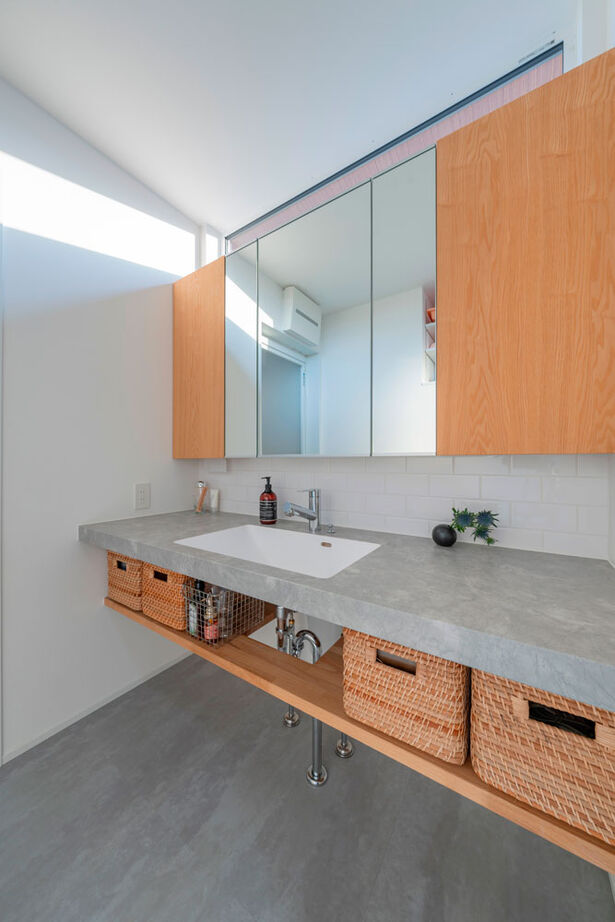 グランハウス 一級建築士事務所 【2000万円台/平屋/4LDK/間取り図】夕暮れに映える瓦屋根の平屋。和を醸すデザインと家事ラクを32坪に凝縮の建築実例画像11